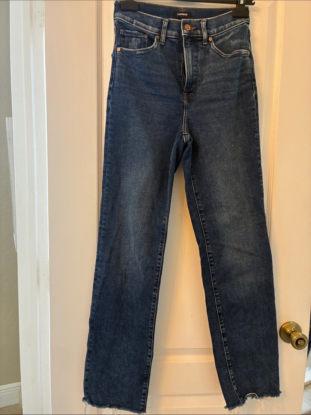 Express women’s Straight-Leg Jeans
